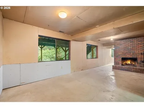 27783 SW Strawberry Hill Drive Hillsboro OR 97123