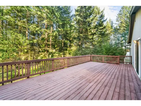 27783 SW Strawberry Hill Drive Hillsboro OR 97123