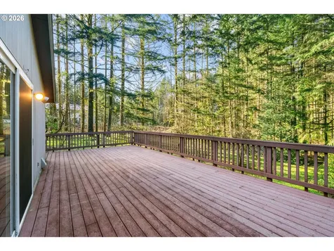 27783 SW Strawberry Hill Drive Hillsboro OR 97123