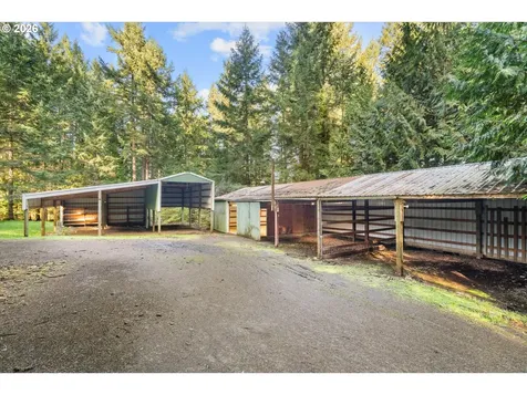 27783 SW Strawberry Hill Drive Hillsboro OR 97123
