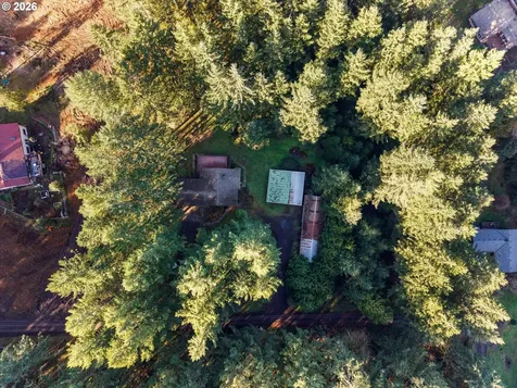 27783 SW Strawberry Hill Drive Hillsboro OR 97123