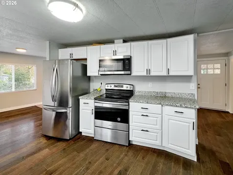 11635 Bunting Lane NE Aurora OR 97002