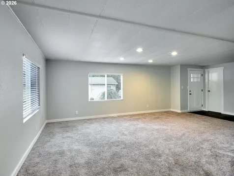11635 Bunting Lane NE Aurora OR 97002