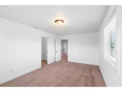 5700 NE 132nd Street Vancouver WA 98686