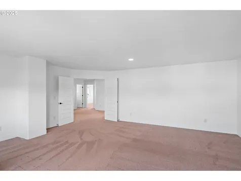5700 NE 132nd Street Vancouver WA 98686
