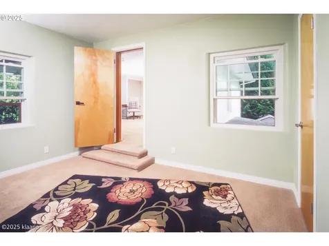 8510 SW Cedarcrest Street Portland OR 97223