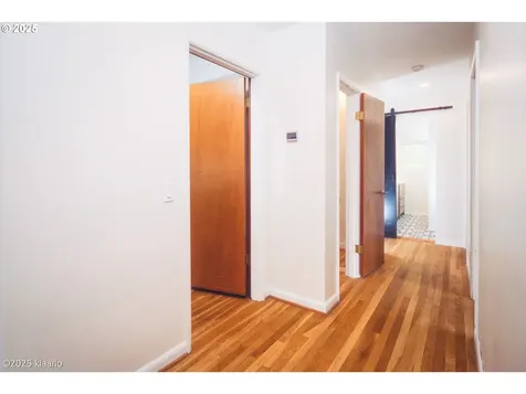 8510 SW Cedarcrest Street Portland OR 97223
