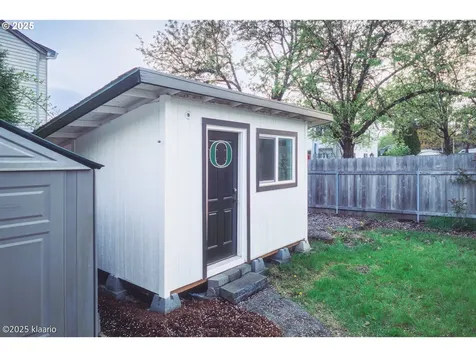 8510 SW Cedarcrest Street Portland OR 97223