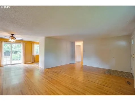 6013 NE Bonner Drive Vancouver WA 98665