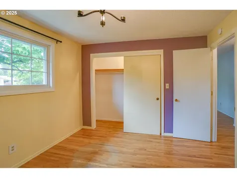 6013 NE Bonner Drive Vancouver WA 98665