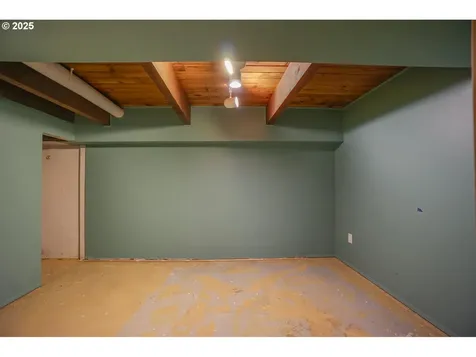 6013 NE Bonner Drive Vancouver WA 98665