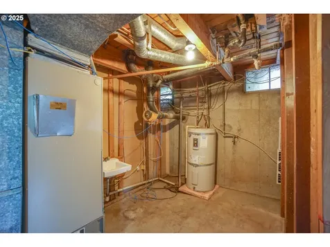 6013 NE Bonner Drive Vancouver WA 98665