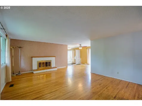 6013 NE Bonner Drive Vancouver WA 98665