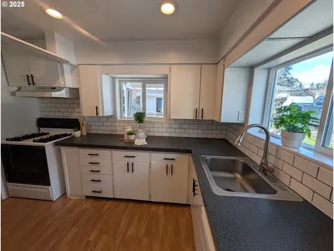 2605 SE 118th Avenue Portland OR 97266