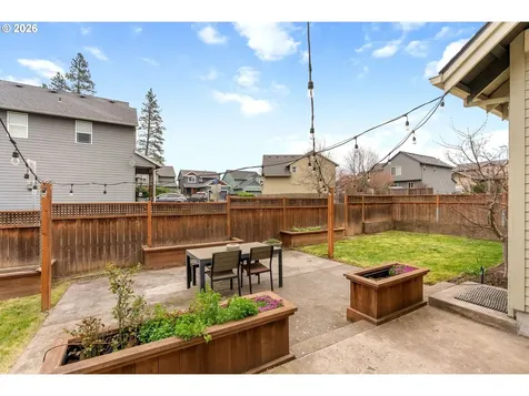 913 Falcon Court Hood River OR 97031