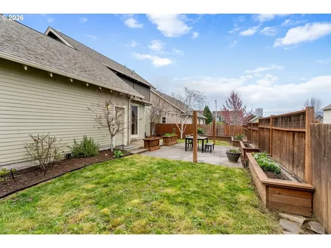 913 Falcon Court Hood River OR 97031
