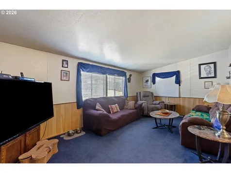 771 SE Hall Street Winston OR 97496