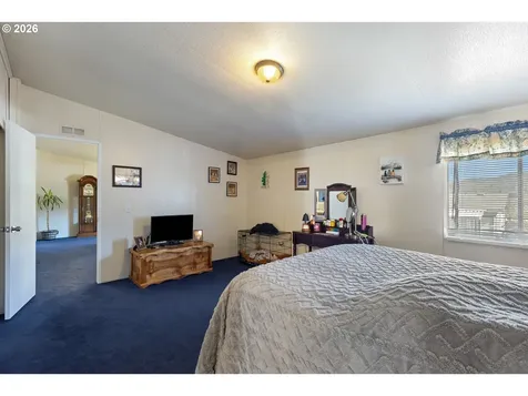 771 SE Hall Street Winston OR 97496