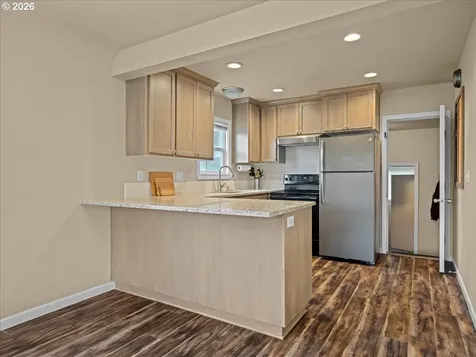 357 E Street Independence OR 97351