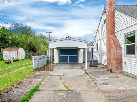 357 E Street Independence OR 97351