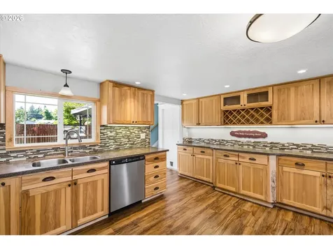 4725 Daisy Street Springfield OR 97478