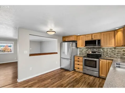 4725 Daisy Street Springfield OR 97478