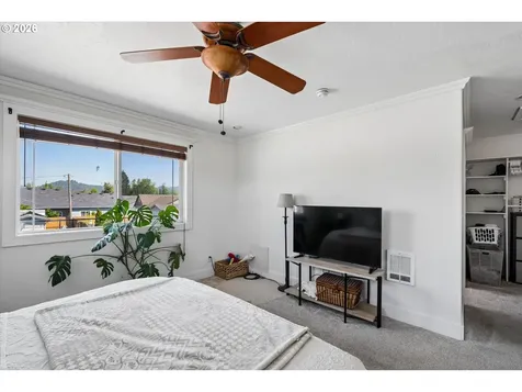 4725 Daisy Street Springfield OR 97478