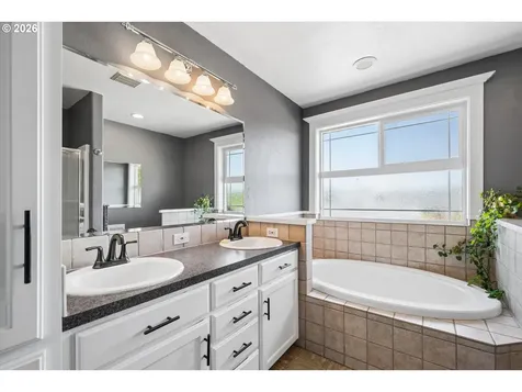 4725 Daisy Street Springfield OR 97478