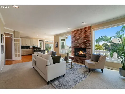 13825 Melrose Place Lake Oswego OR 97035