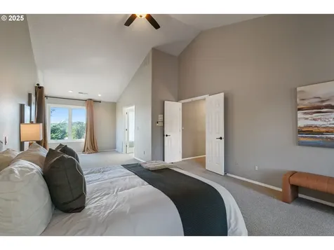 13825 Melrose Place Lake Oswego OR 97035