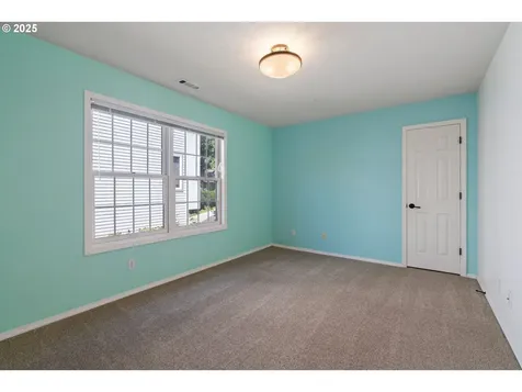 13825 Melrose Place Lake Oswego OR 97035