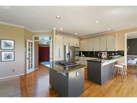 13825 Melrose Place Lake Oswego OR 97035