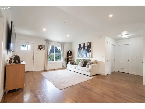4417 Short Line Lane NE Salem OR 97301