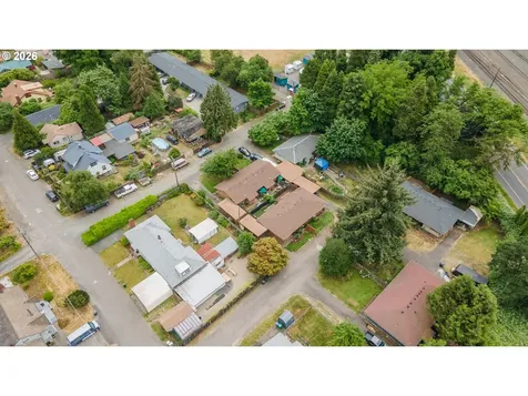 229 Holeman Avenue Eugene OR 97404