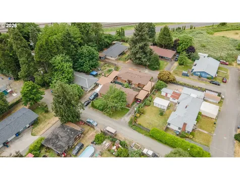 229 Holeman Avenue Eugene OR 97404
