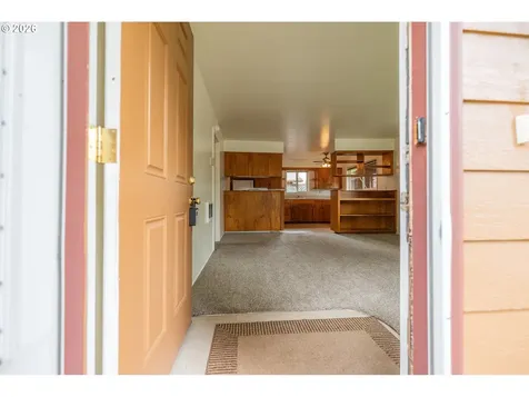 229 Holeman Avenue Eugene OR 97404
