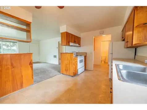 229 Holeman Avenue Eugene OR 97404