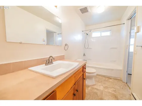 229 Holeman Avenue Eugene OR 97404