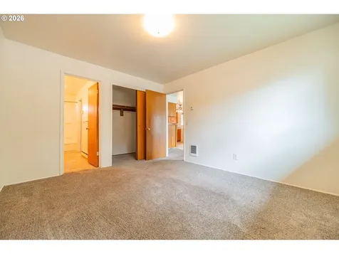 229 Holeman Avenue Eugene OR 97404