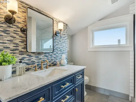 89464 Manion Drive Warrenton OR 97146