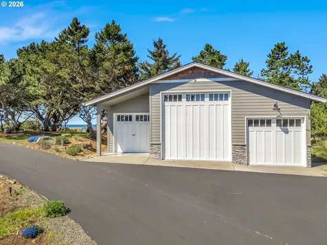 89464 Manion Drive Warrenton OR 97146