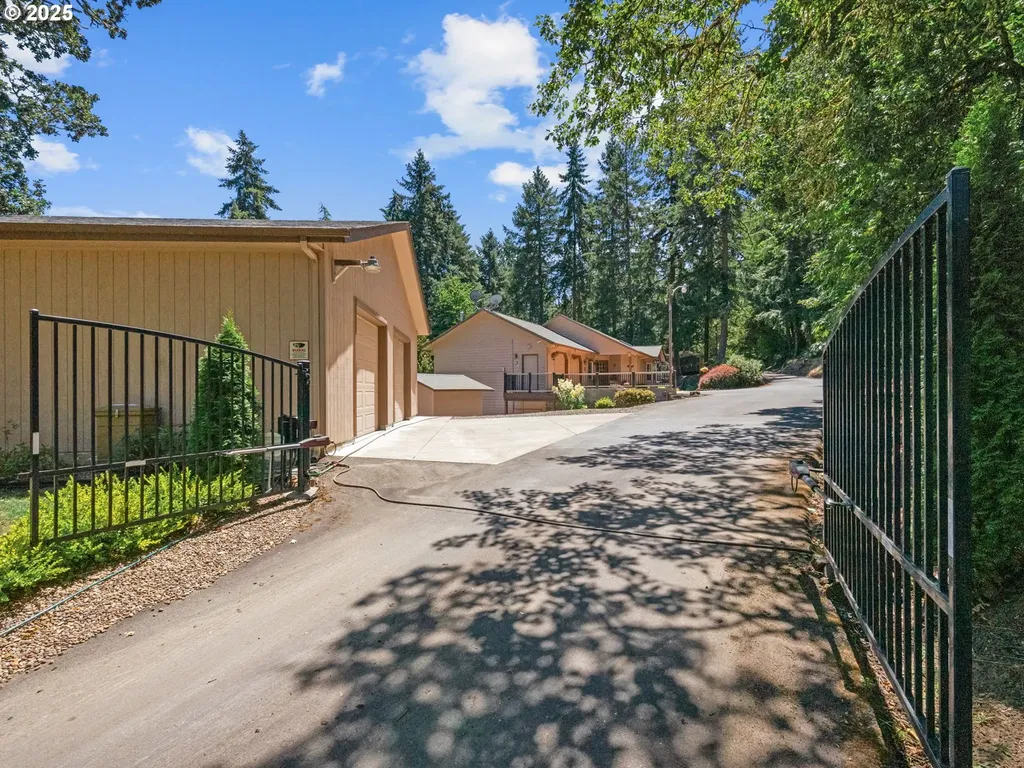 29530 Hodsdonsdale Lane Eugene OR 97402