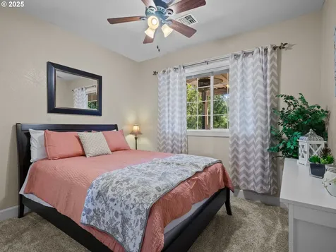 29530 Hodsdonsdale Lane Eugene OR 97402