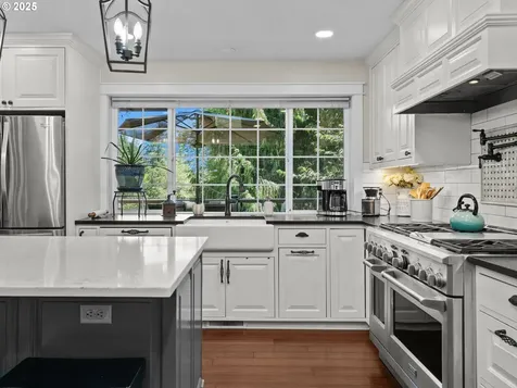 29530 Hodsdonsdale Lane Eugene OR 97402