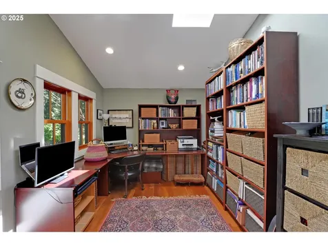 1690 SW Midvale Road Portland OR 97219