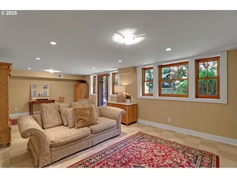 1690 SW Midvale Road Portland OR 97219