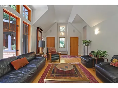 1690 SW Midvale Road Portland OR 97219