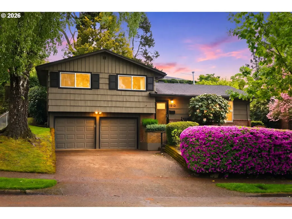 1212 SW Chestnut Drive Portland OR 97219