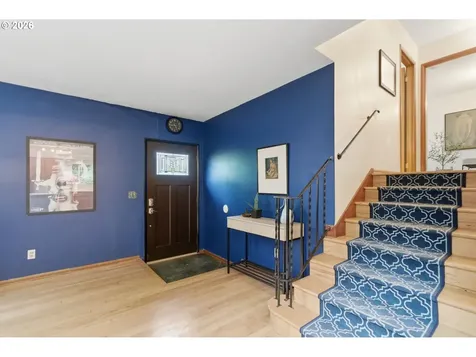 1212 SW Chestnut Drive Portland OR 97219