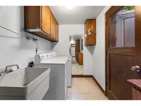 4111 Center Street Washougal WA 98671